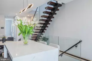 1332 G St SE, Washington, DC 20003 - Photo 6