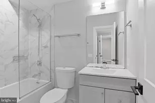 1040 Bladensburg Rd NE, Washington, DC 20002 - Photo 12