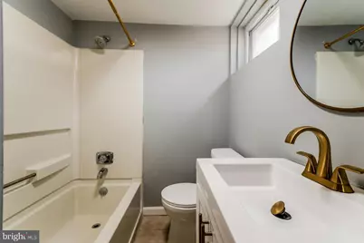 2838 Myrtle Avenue NE, Washington, DC 20018 - Photo 12