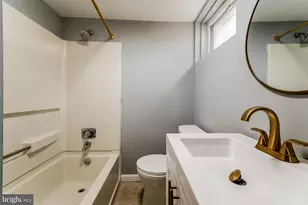 2838 Myrtle Ave NE, Washington, DC 20018 - Photo 12