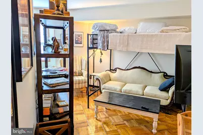 1801 Clydesdale Place NW #521, Washington, DC 20009 - Photo 4