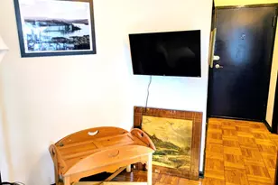 1801 Clydesdale Pl NW, Washington, DC 20009 - Photo 2