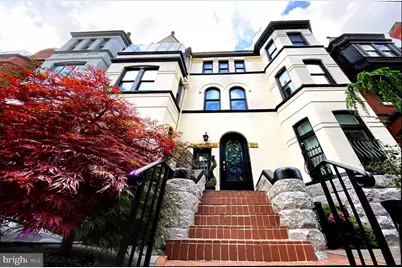 1016 NW 22nd Street NW, Washington, DC 20037 - Photo 2