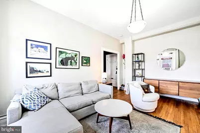 1526 17th Street NW #304, Washington, DC 20036 - Photo 4