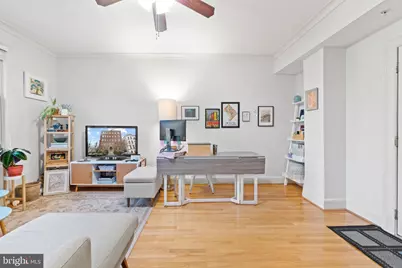 3500 13th Street NW #208, Washington, DC 20010 - Photo 4