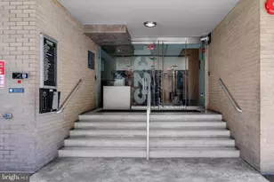 1325 18th St NW, Washington, DC 20036 - Photo 4