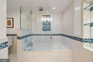 700 New Hampshire Ave NW, Washington, DC 20037 - Photo 26
