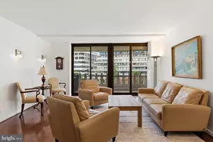 700 New Hampshire Ave NW, Washington, DC 20037 - Photo 4