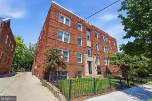 1380 Bryant St NE, Washington, DC 20018 - Photo 2
