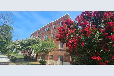 1380 Bryant Street NE #10, Washington, DC 20018 - Photo 4