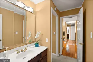 1077 30th St NW, Washington, DC 20007 - Photo 14