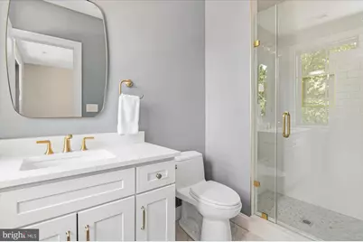 2733 Chesapeake Street NW, Washington, DC 20008 - Photo 48