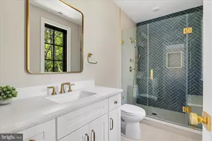 2733 Chesapeake St NW, Washington, DC 20008 - Photo 46