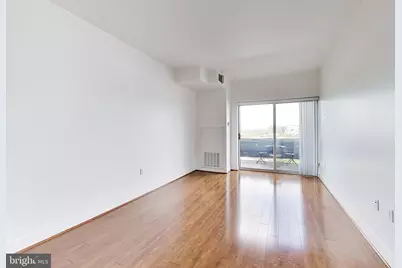 800 4th Street SW #S809, Washington, DC 20024 - Photo 2