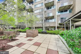 800 4th St SW, Washington, DC 20024 - Photo 24