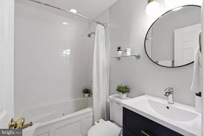 17 V Street NW #1, Washington, DC 20001 - Photo 22