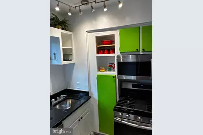 2500 Q Street NW #209, Washington, DC 20007 - Photo 8