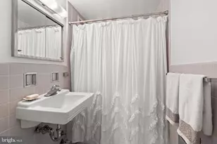 2475 Virginia Ave NW, Washington, DC 20037 - Photo 28