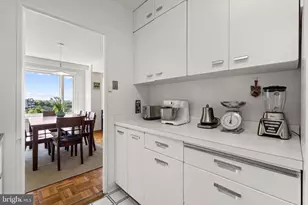 2475 Virginia Ave NW, Washington, DC 20037 - Photo 16