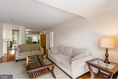 2111 Wisconsin Avenue NW #203, Washington, DC 20007 - Photo 4