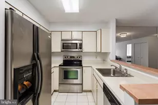 2111 Wisconsin Ave NW, Washington, DC 20007 - Photo 12