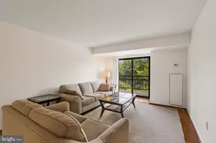 2111 Wisconsin Ave NW, Washington, DC 20007 - Photo 6