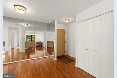 2111 Wisconsin Avenue NW #203, Washington, DC 20007 - Photo 2