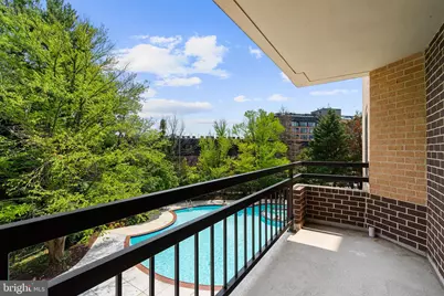 2111 Wisconsin Avenue NW #203, Washington, DC 20007 - Photo 8