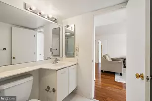 2111 Wisconsin Ave NW, Washington, DC 20007 - Photo 22