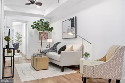 650 E Street SE, Washington, DC 20003 - Photo 4