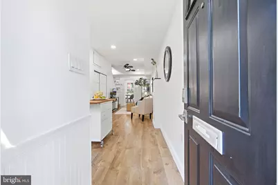 650 E Street SE, Washington, DC 20003 - Photo 8