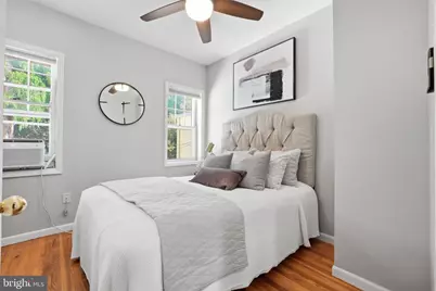 650 E Street SE, Washington, DC 20003 - Photo 6