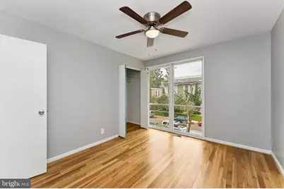 212 G Street SW #212, Washington, DC 20024 - Photo 12