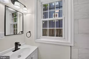 922 47th St NE, Washington, DC 20019 - Photo 4