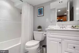104 R St NE, Washington, DC 20002 - Photo 10
