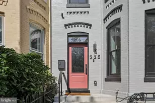 235 12th St SE, Washington, DC 20003 - Photo 2