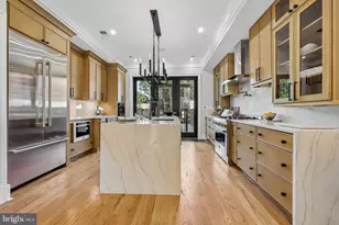 235 12th St SE, Washington, DC 20003 - Photo 8