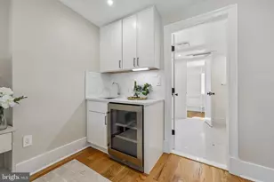 235 12th St SE, Washington, DC 20003 - Photo 34