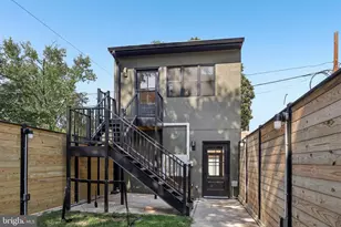 235 12th St SE, Washington, DC 20003 - Photo 42