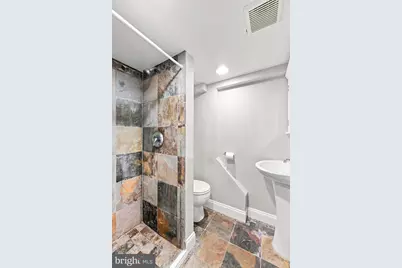 309 K Street SE, Washington, DC 20003 - Photo 28