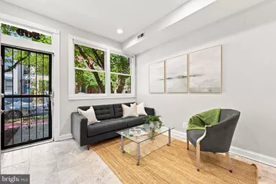 309 K Street SE, Washington, DC 20003 - Photo 4
