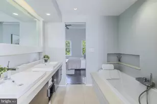 1429 5th St NW, Washington, DC 20001 - Photo 32
