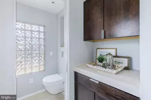 1429 5th St NW, Washington, DC 20001 - Photo 32
