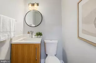 1429 5th St NW, Washington, DC 20001 - Photo 14