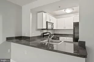 800 4th St SW, Washington, DC 20024 - Photo 6