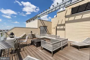 2550 17th St NW, Washington, DC 20009 - Photo 28