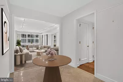 1111 23rd Street NW #5C, Washington, DC 20037 - Photo 2