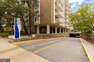1435 4th St SW, Washington, DC 20024 - Photo 2