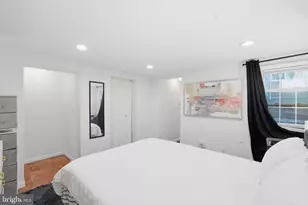 708 I St SE, Washington, DC 20003 - Photo 16