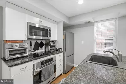1527 16th Street NW #1, Washington, DC 20036 - Photo 12